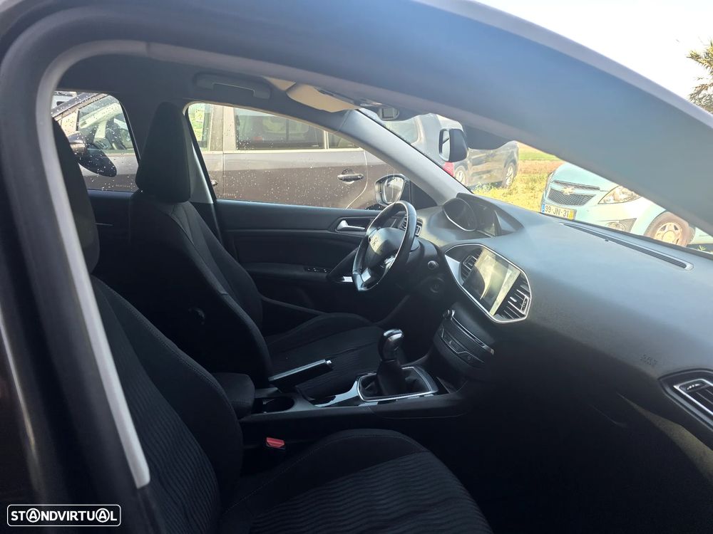 Peugeot 308 SW 1.6 BlueHDi Allure - 12