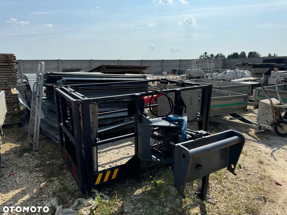 Manitou MRT 2150 - 23