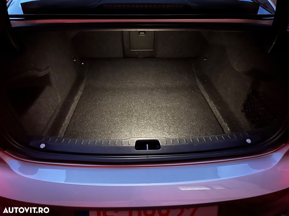 Volvo S90 D4 Geartronic Momentum Pro - 22