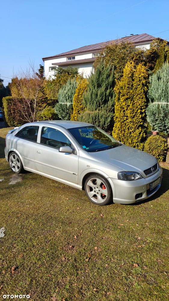 Opel Astra 1.8 Sport - 1