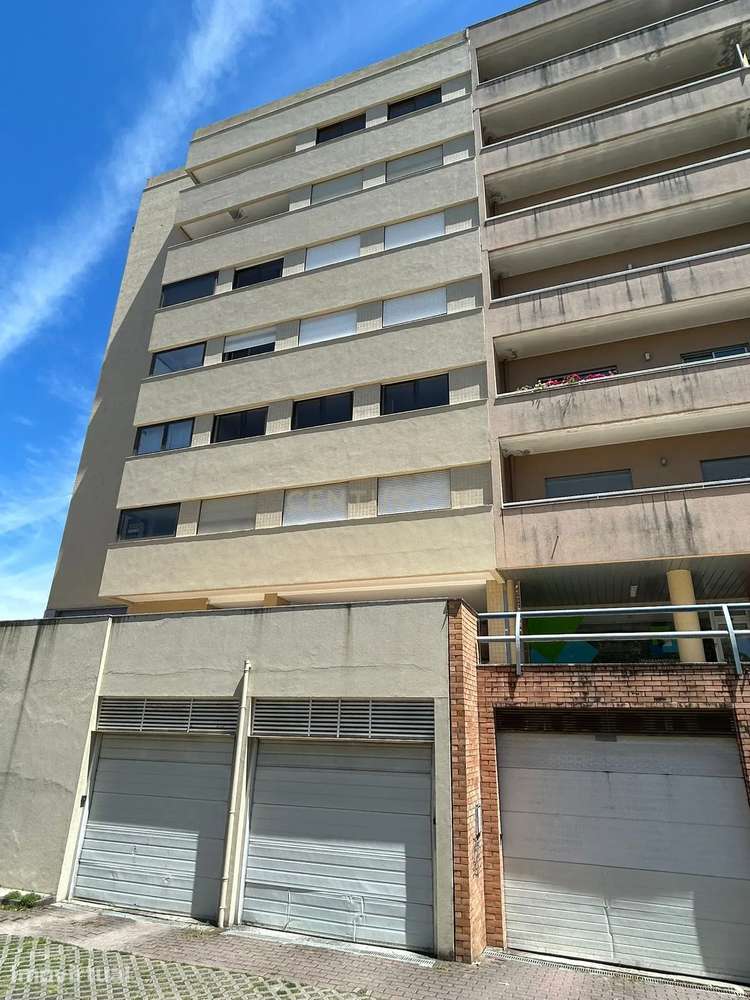 Excelente Apartamento T3 com elevador e garagem | Arrendamento | Nogue - Grande imagem: 3/39