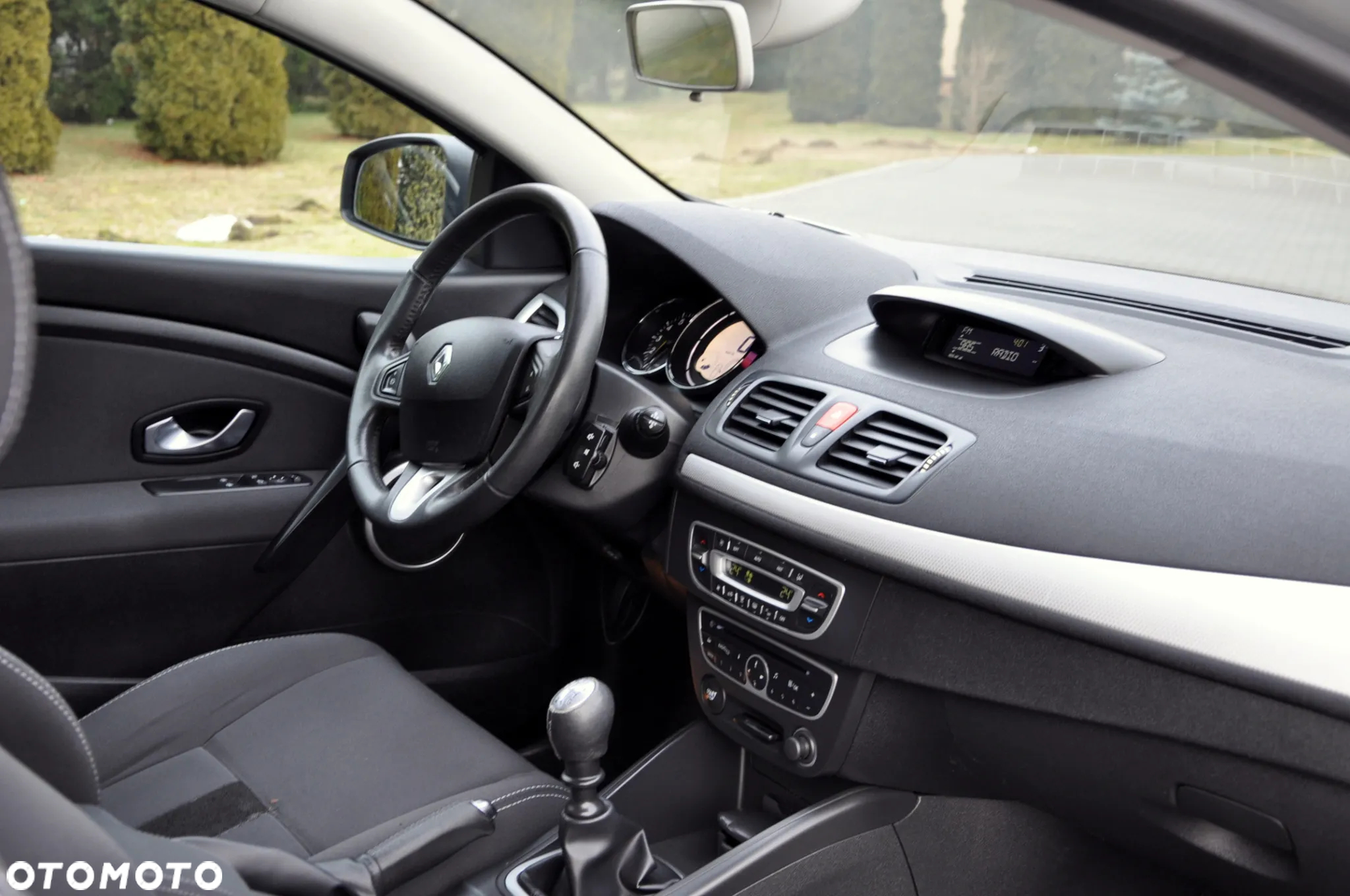 Renault Megane TCe 180 Coupe Dynamique - 19