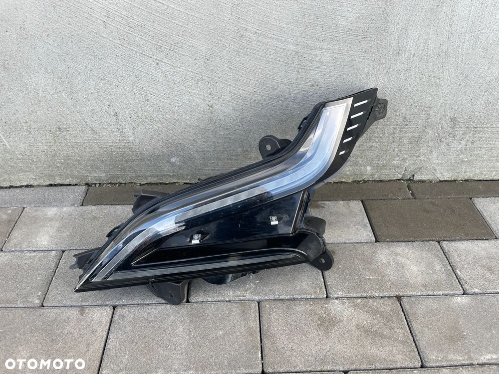 LAMPA DZIENNA LEWA RENAULT MEGANE V E-TECH  2022-- LED - 1
