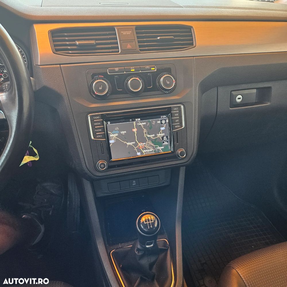 Volkswagen Caddy Maxi - 9