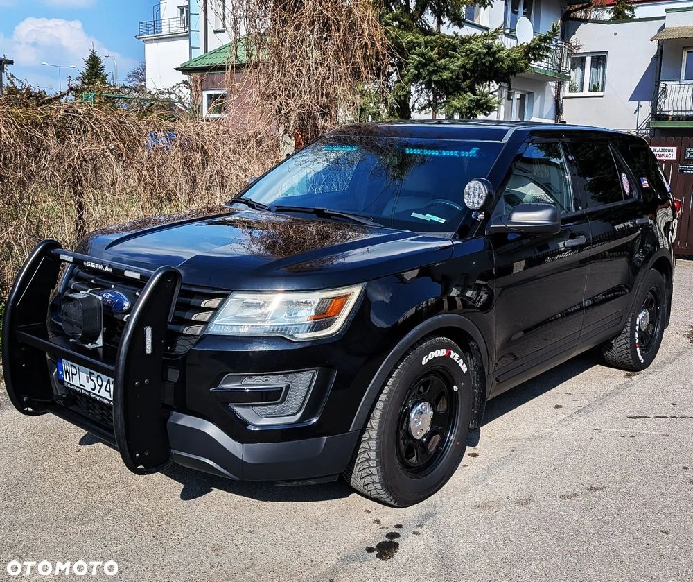 Ford Explorer - 1