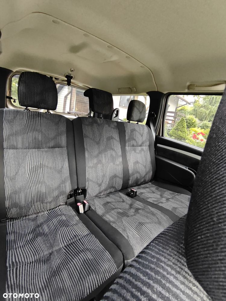 Dacia Logan 1.5 dCi Laureate - 14