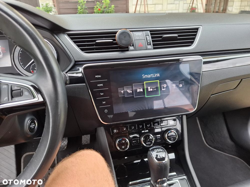 Skoda Superb 2.0 TDI 4x4 L&K DSG - 14