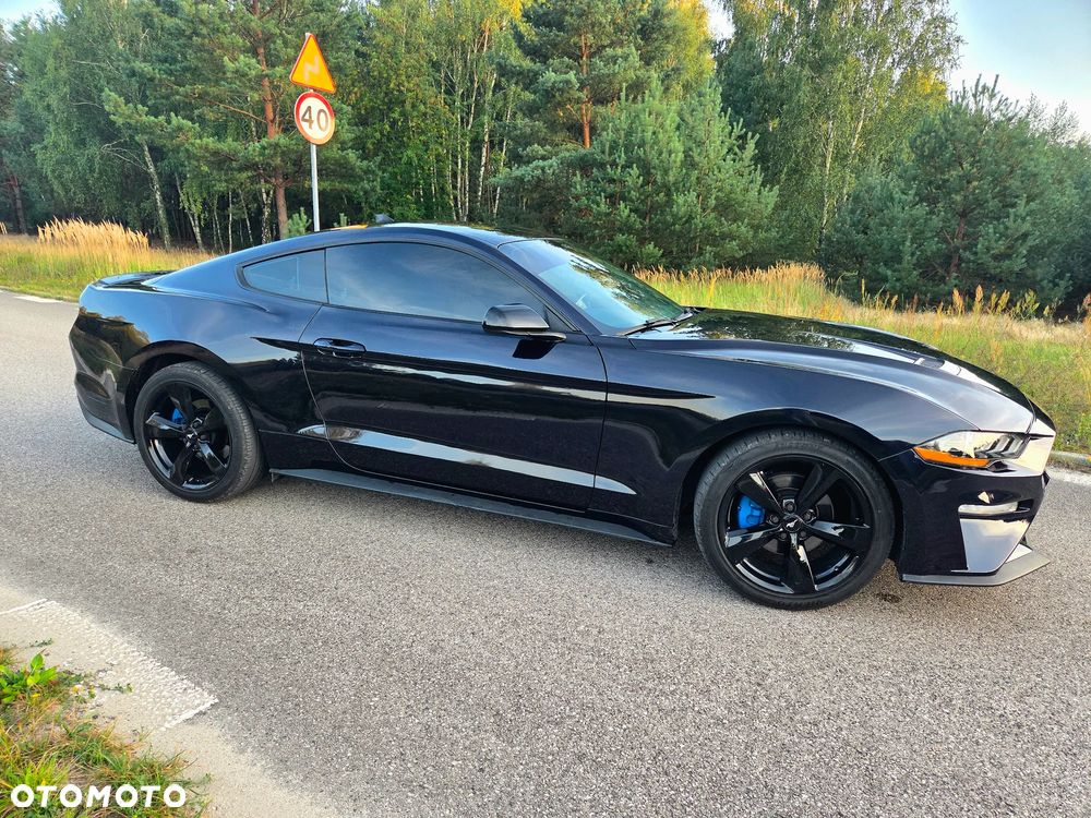 Ford Mustang 2.3 EcoBoost - 11