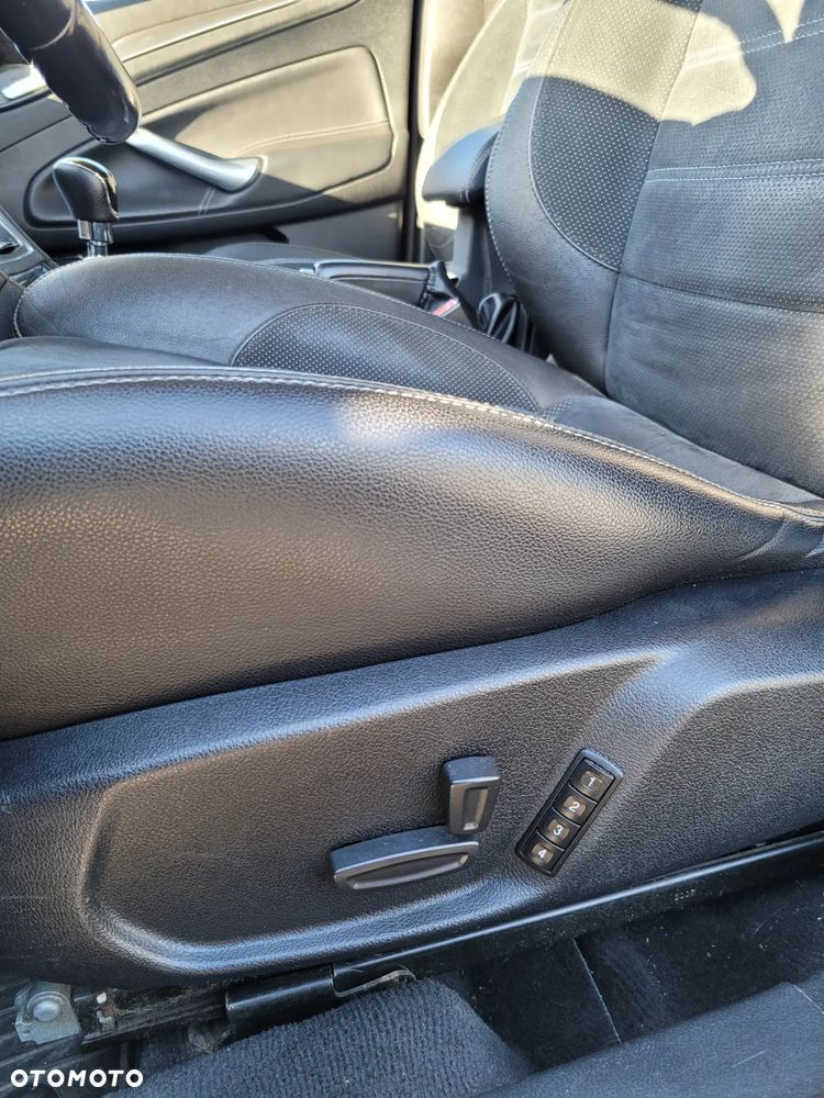 Ford Mondeo 2.0 TDCI Black Magic - 12