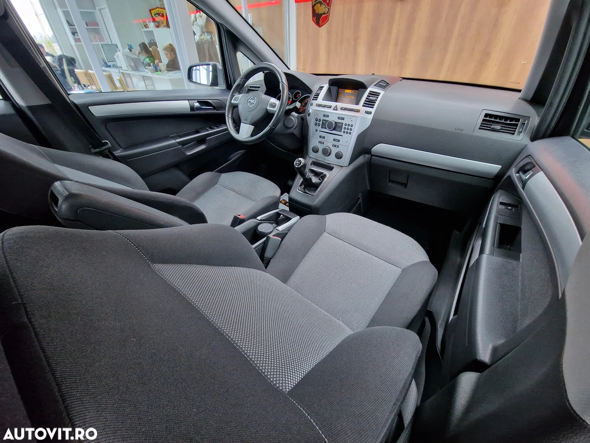 Opel Zafira 1.7 CDTI - 17