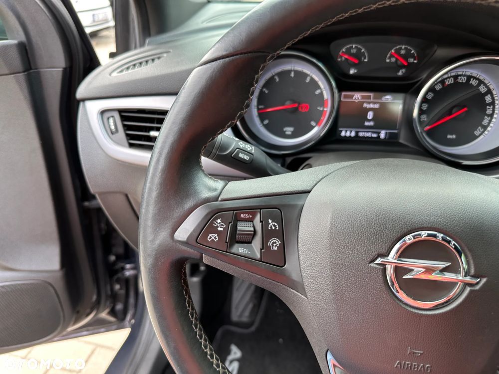 Opel Astra - 10