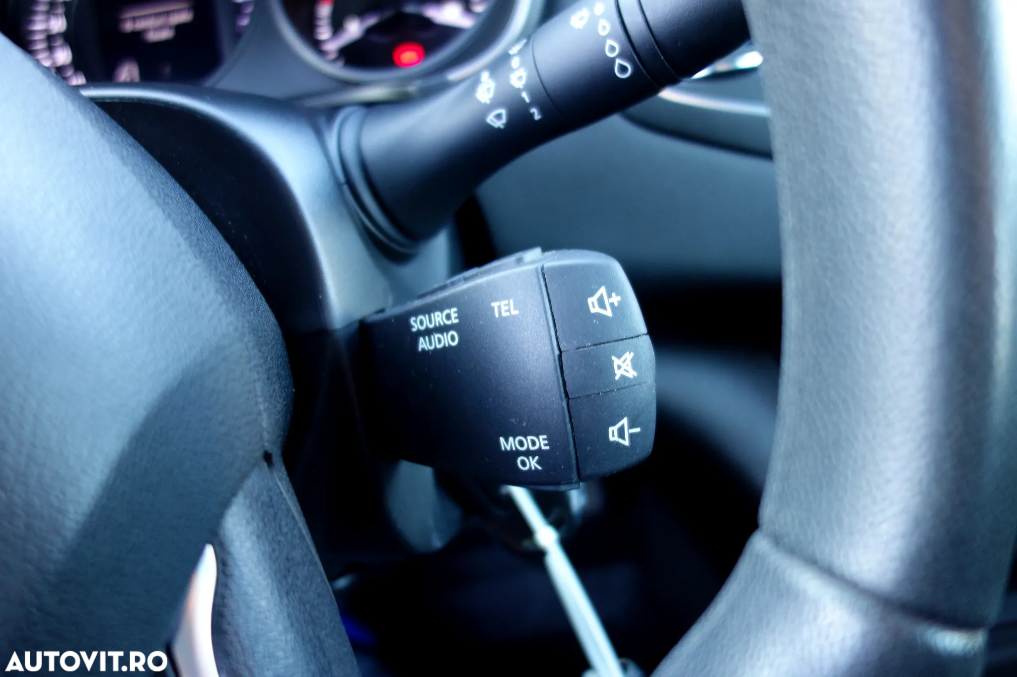 Renault Megane TCe Business - 7