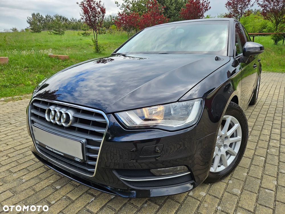 Audi A3 Sportback 1.6 TDI Attraction - 1