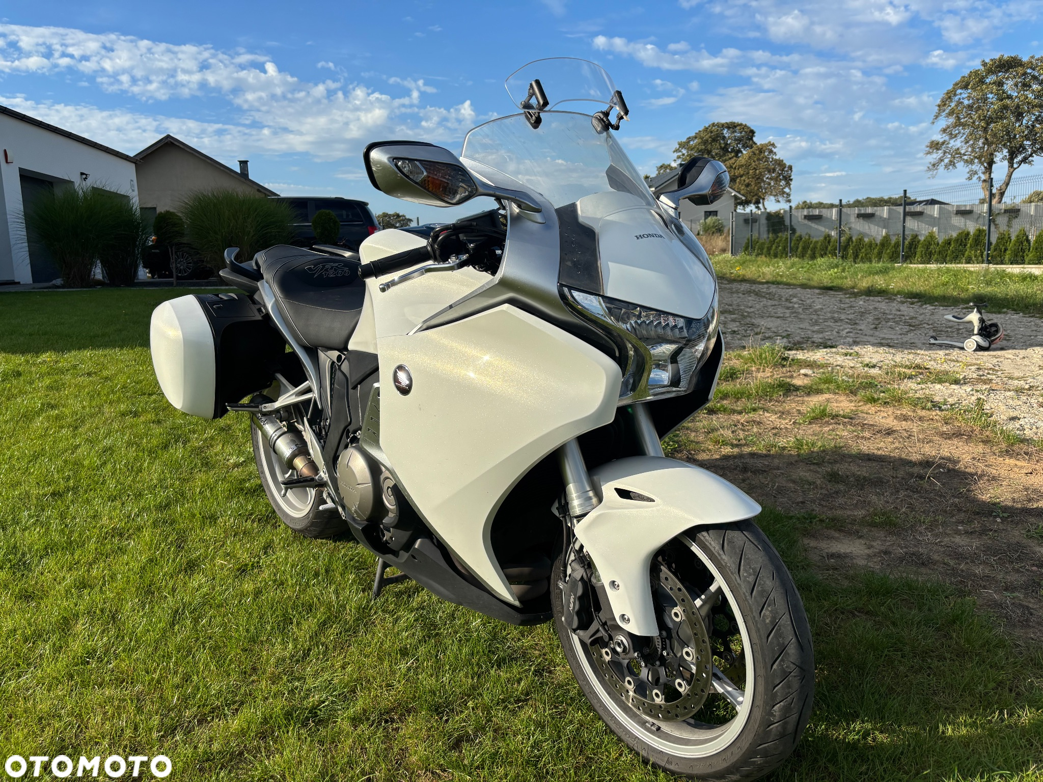 Honda VFR - 3