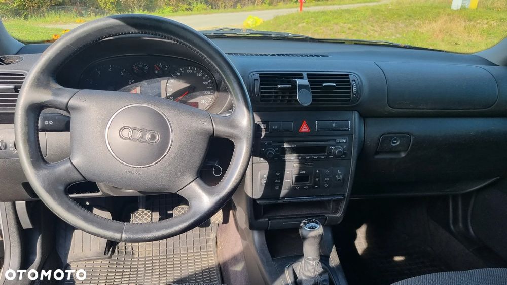 Audi A3 Sportback - 6