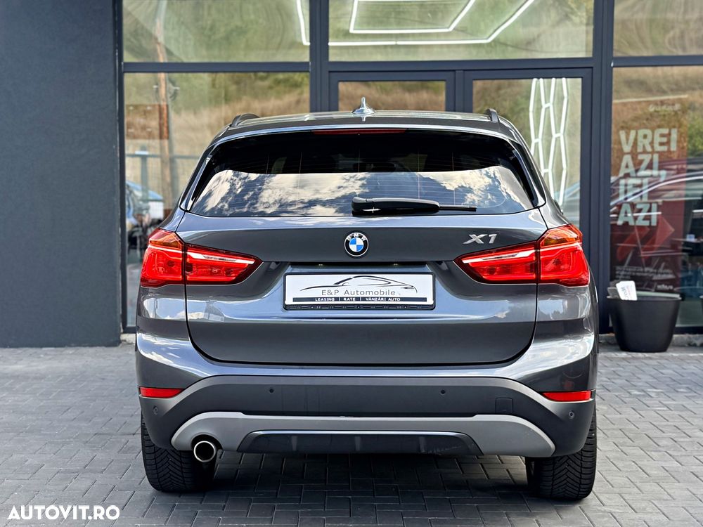 BMW X1 sDrive18d xLine - 13