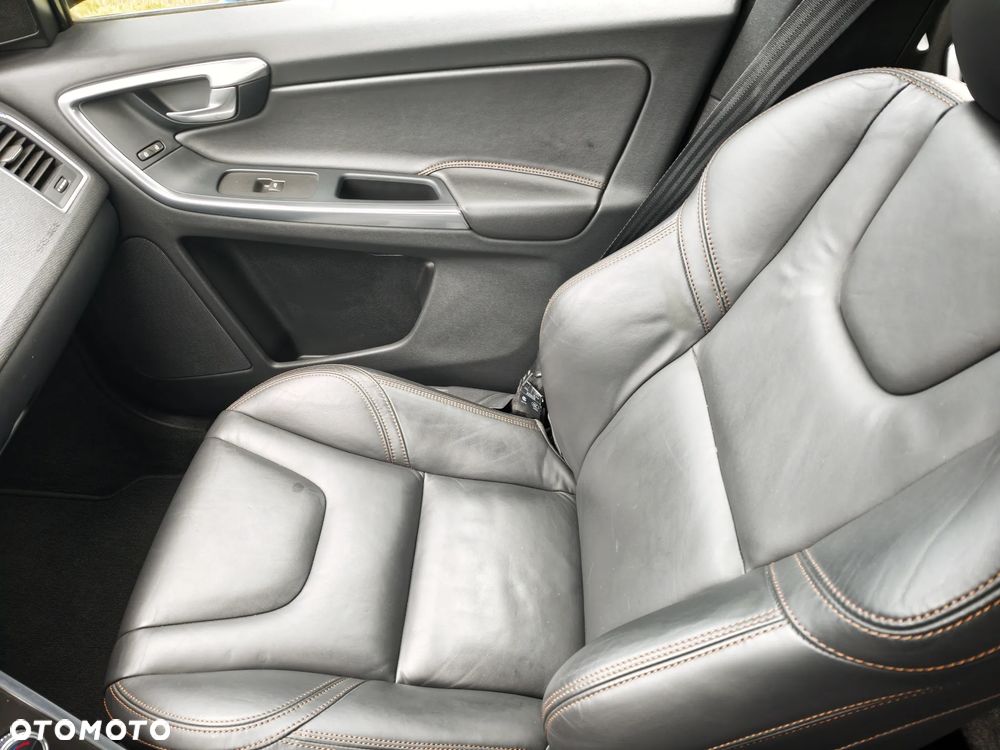 Volvo XC 60 D4 Drive-E Summum - 14