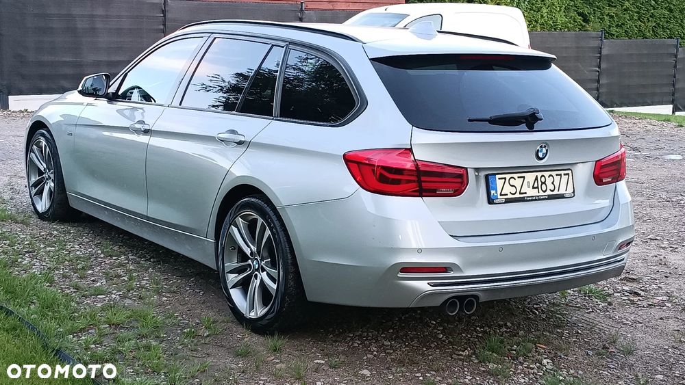 BMW Seria 3 325d Sport Line - 4