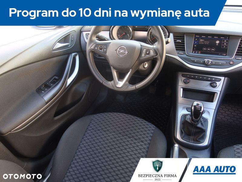 Opel Astra - 9
