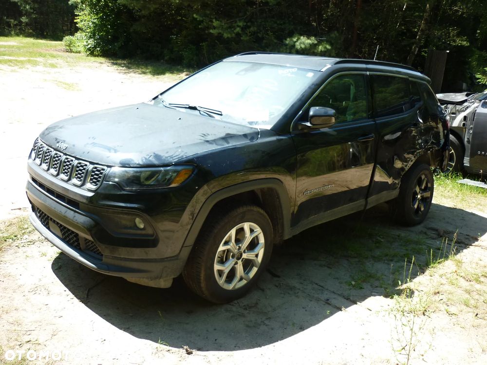 Jeep Compass - 2
