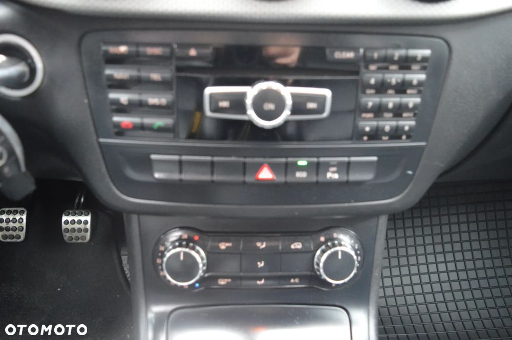 Mercedes-Benz Klasa B 180 CDI (BlueEFFICIENCY) - 20