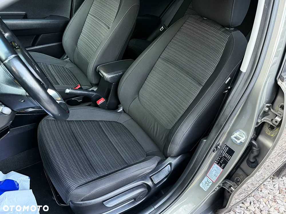Kia Stonic 1.4 L - 28
