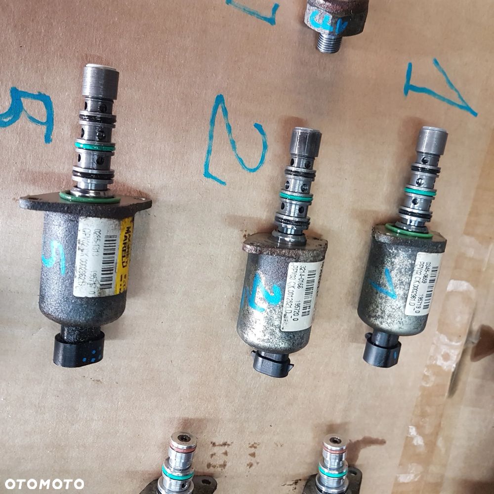 Elektrozawór skrzyni biegów Renault Master Clio Trafic Twingomaster II Trafic II 01> - 12