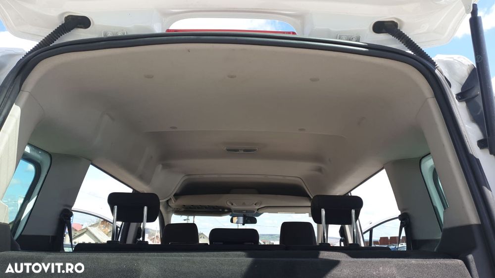 Ford Tourneo Connect - 26