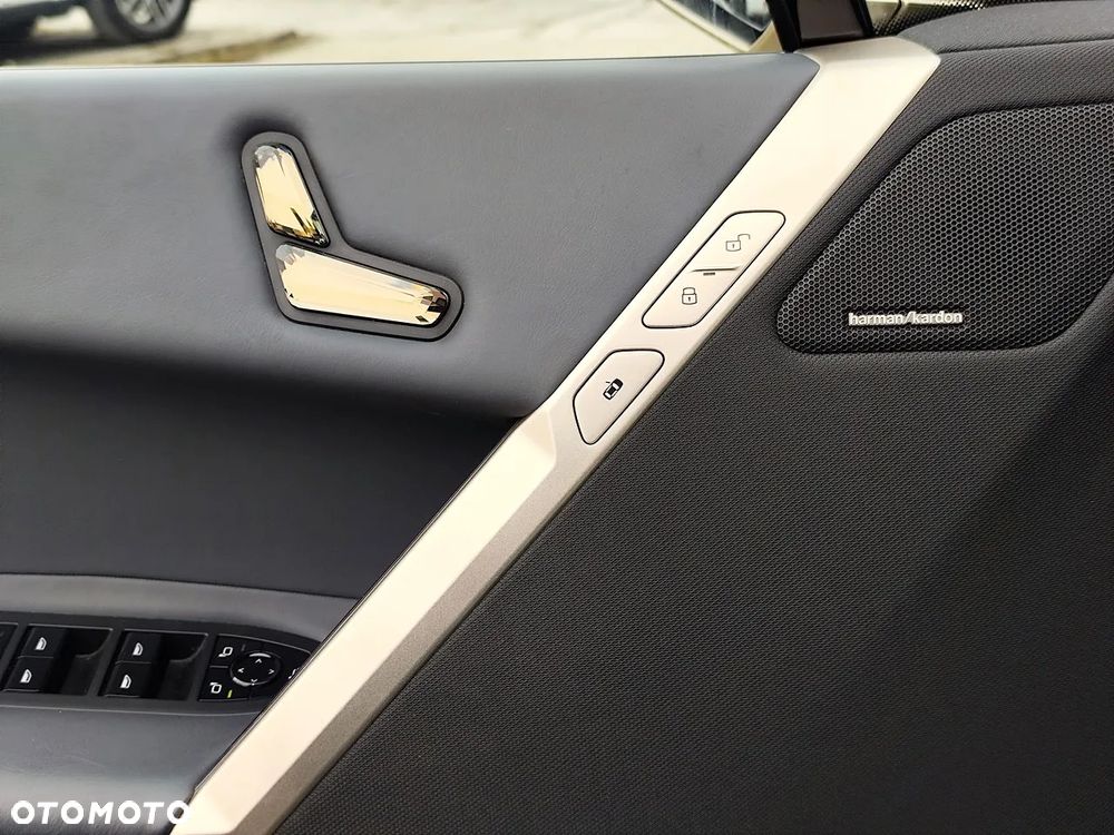 BMW iX xDrive40 76.6kWh Signature - 15