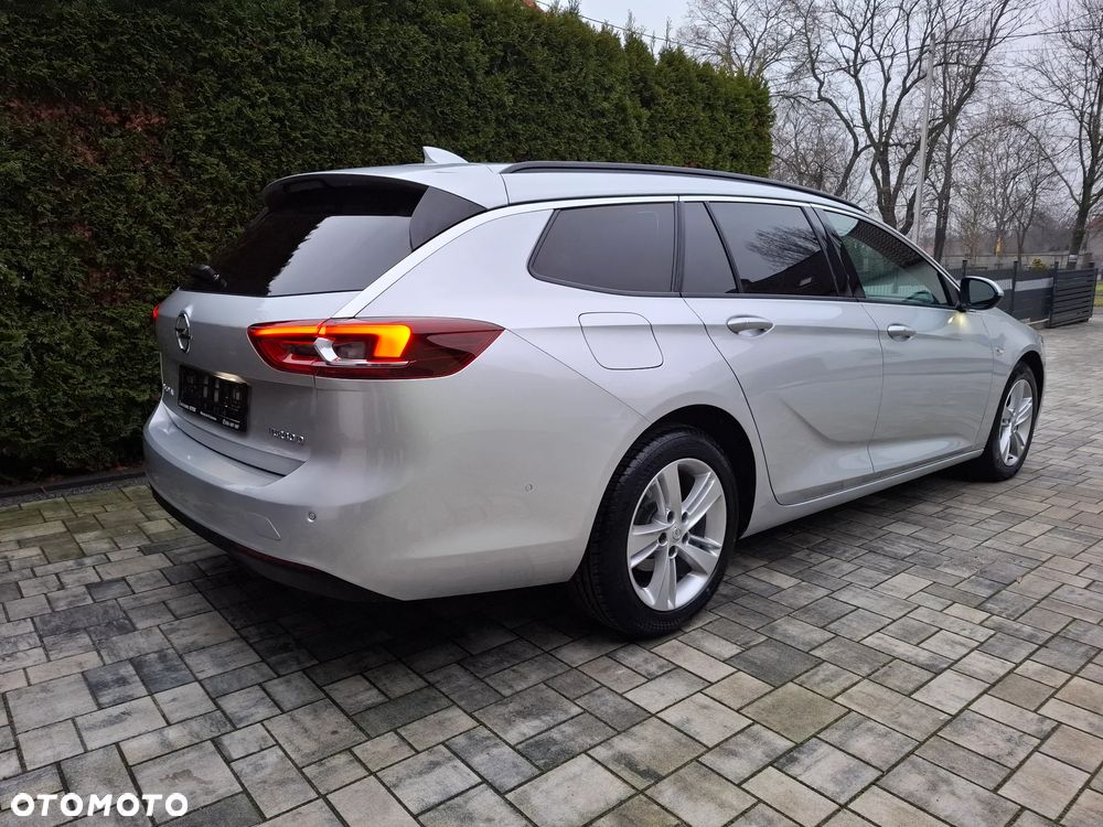 Opel Insignia - 8
