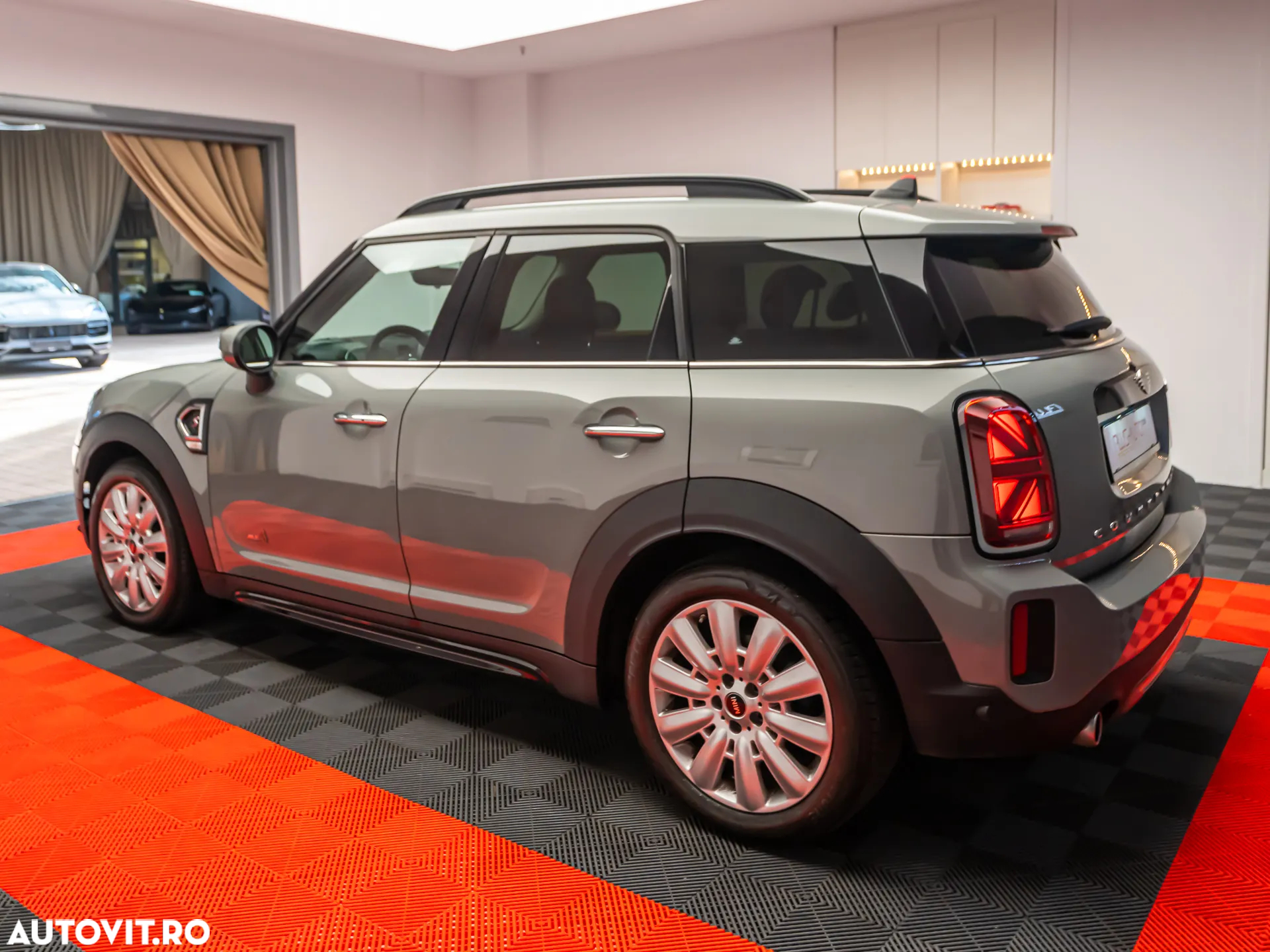 Mini Countryman Cooper S ALL4 AT - 8