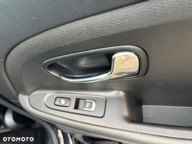 Kia Carens 1.7 CRDi Vision - 32