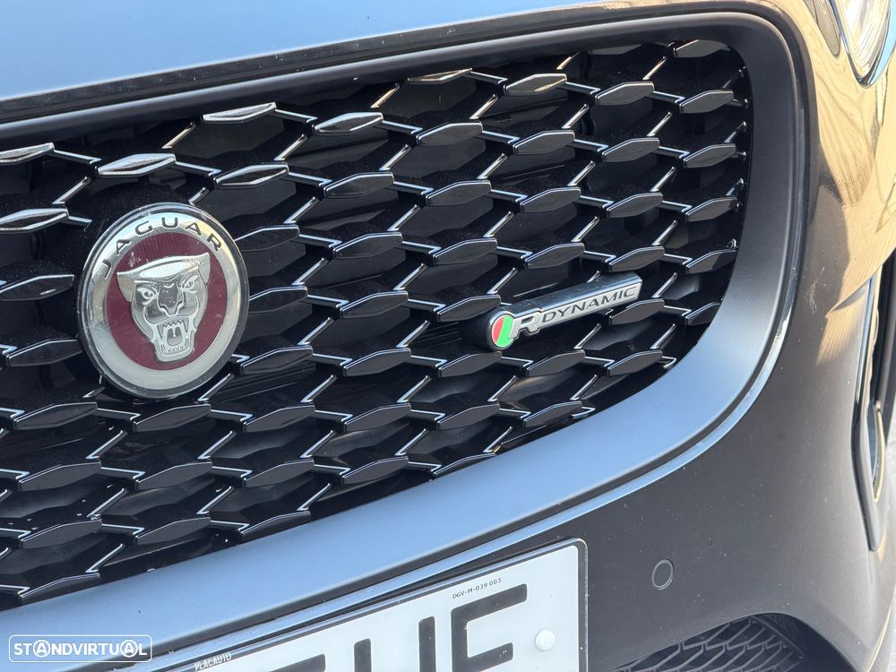 Jaguar E-Pace 1.5 P300e R-Dynamic HSE AWD Aut. - 7