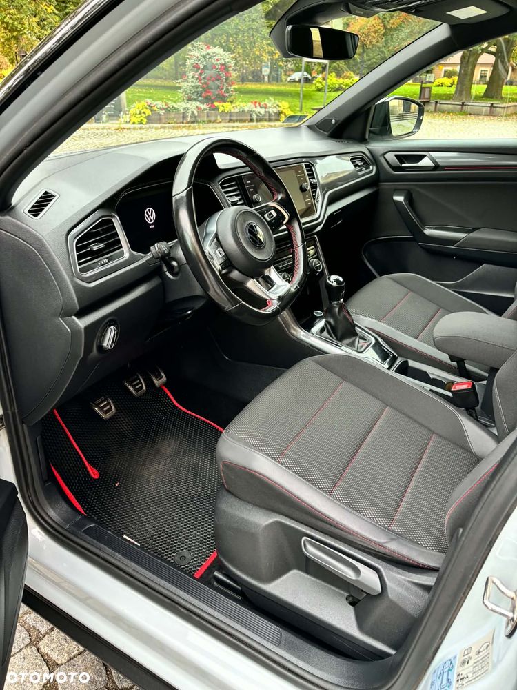 Volkswagen T-Roc - 6