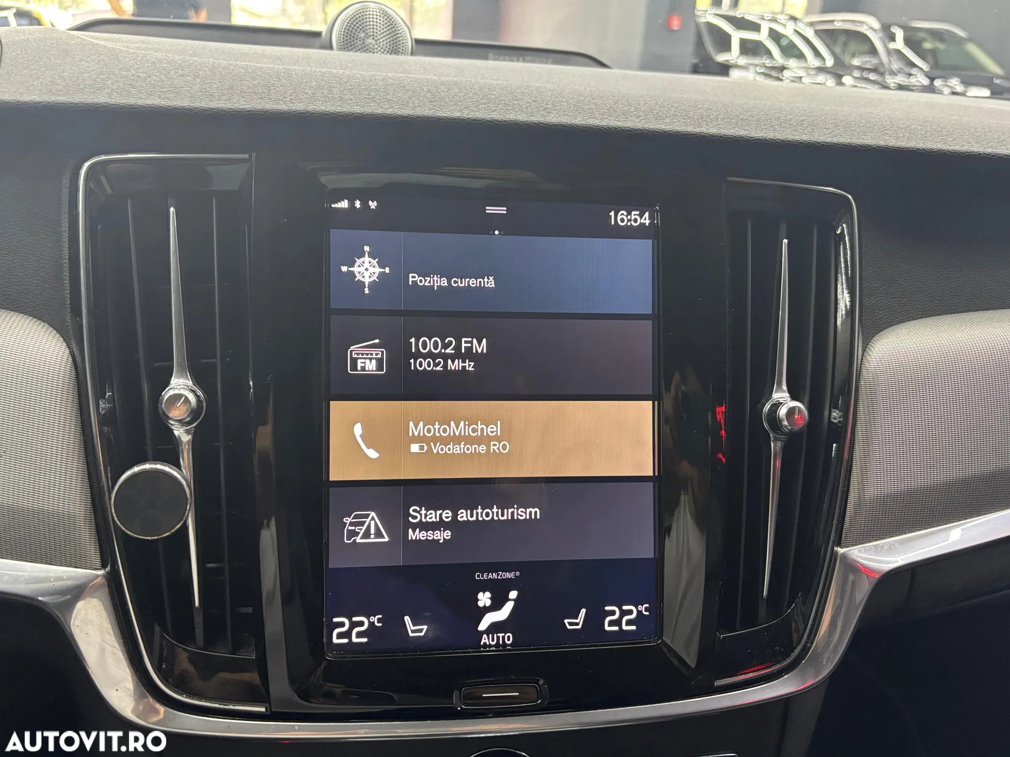 Volvo S90 T6 AWD Geartronic Momentum - 13