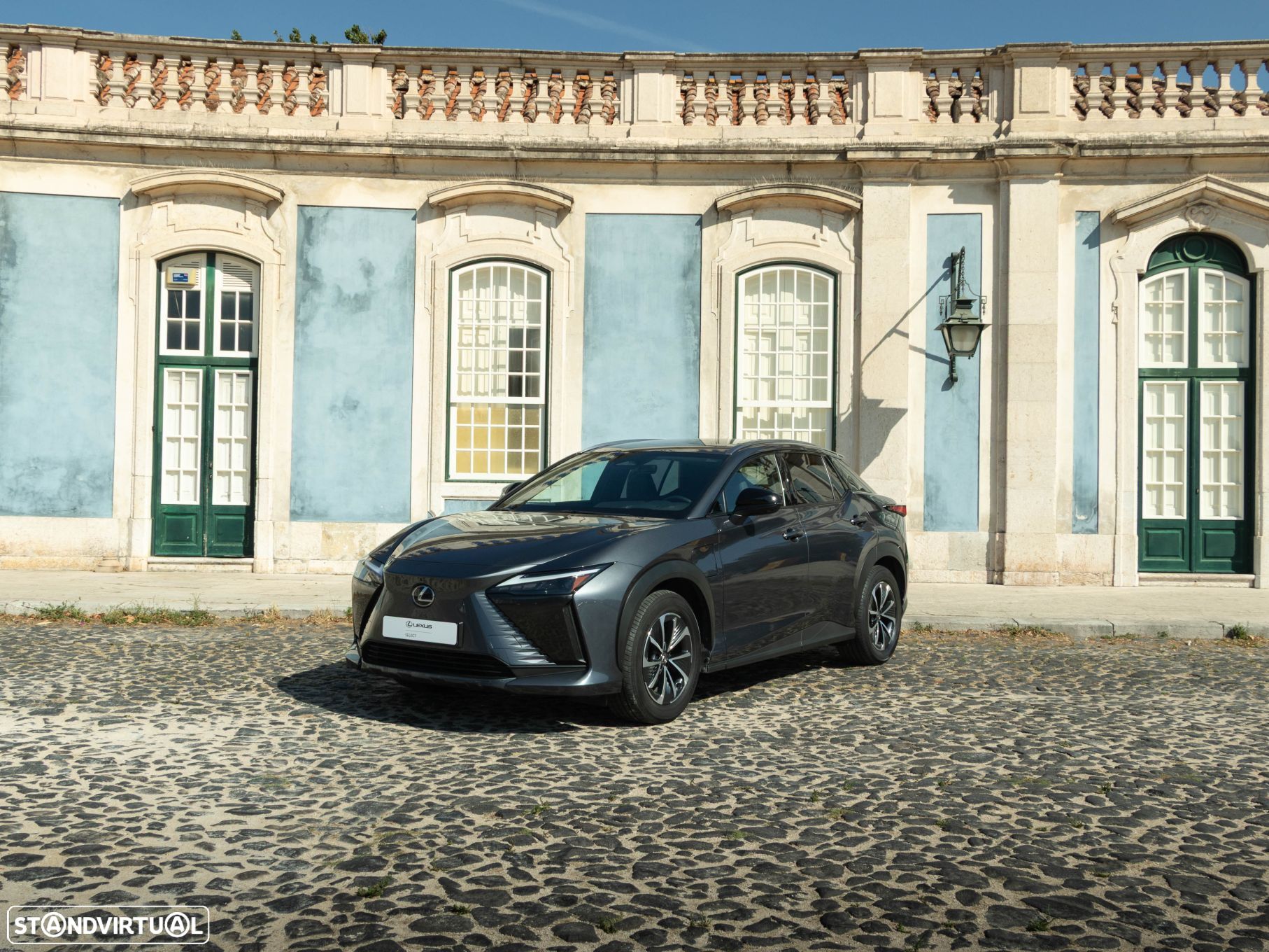 Lexus RZ 450e Executive Plus - 1
