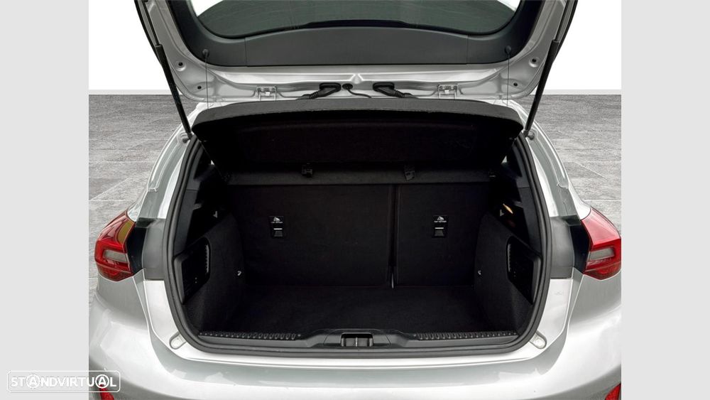 Ford Focus 1.0 EcoBoost MHEV ST-Line - 22