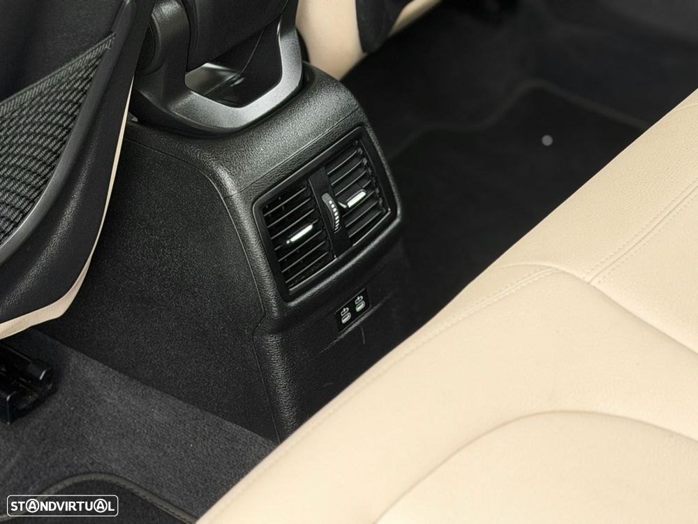 BMW X1 25 e xDrive Line Sport - 14