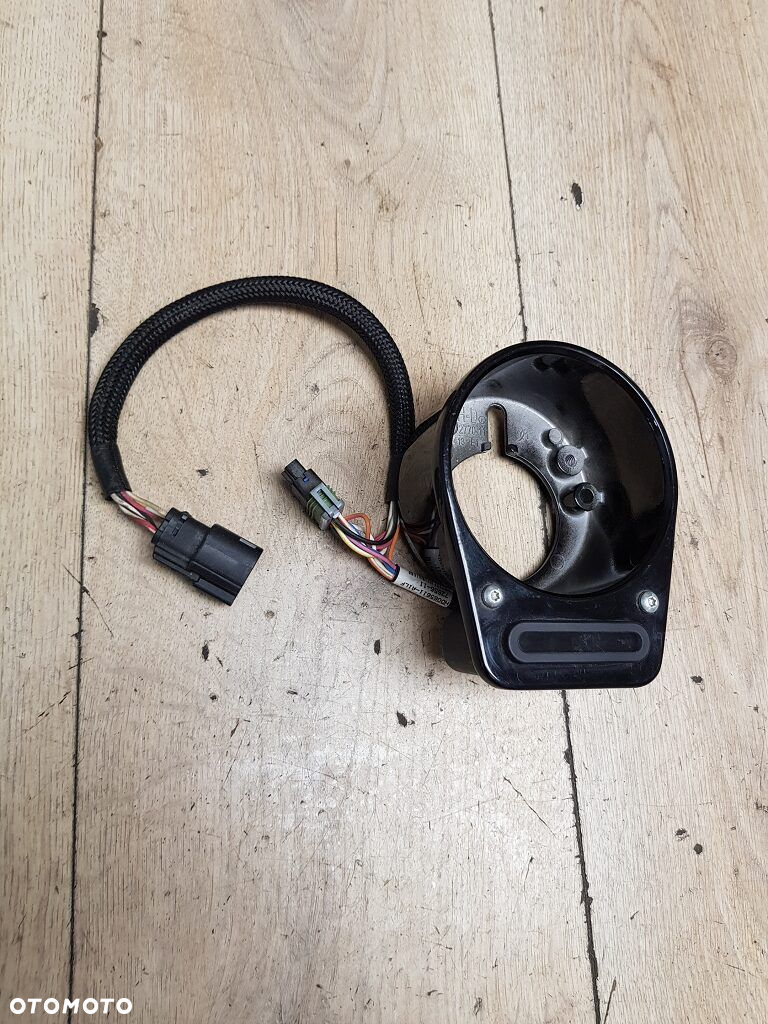 Kubek mocowanie licznika kontrolki wiązka Harley Softail Blackline 72770-11 - 3