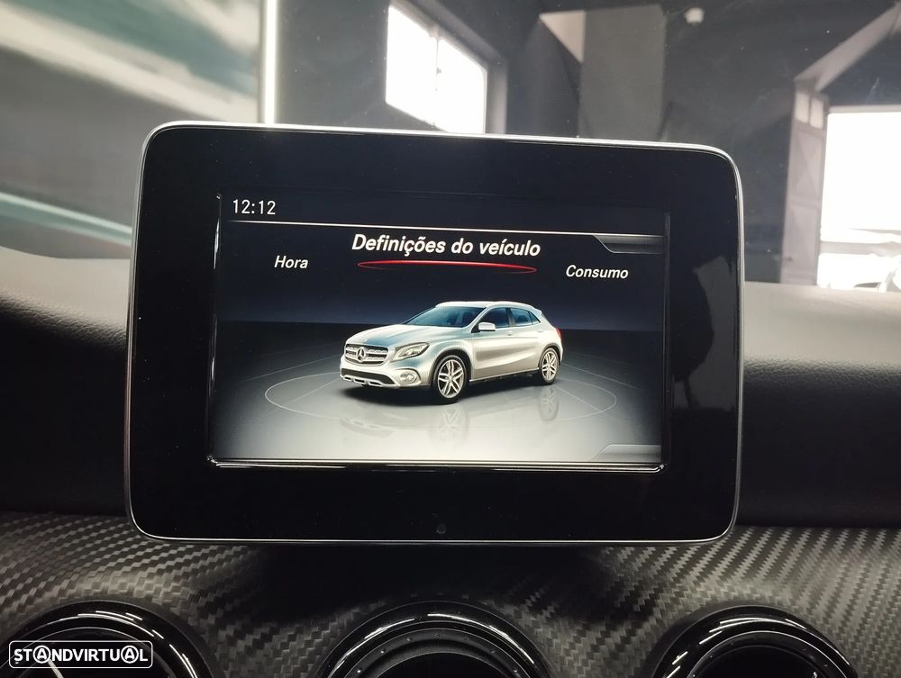 Mercedes-Benz GLA 180 d - 27