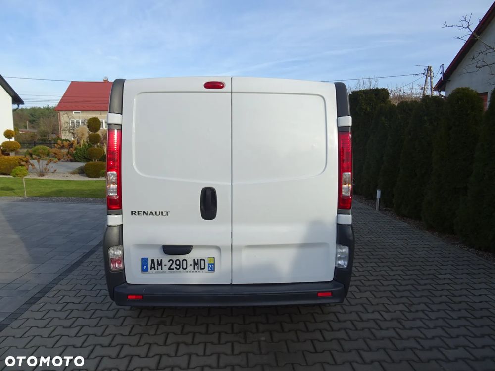 Renault Trafic 2,0 DCI 175tys km Furgon - 4