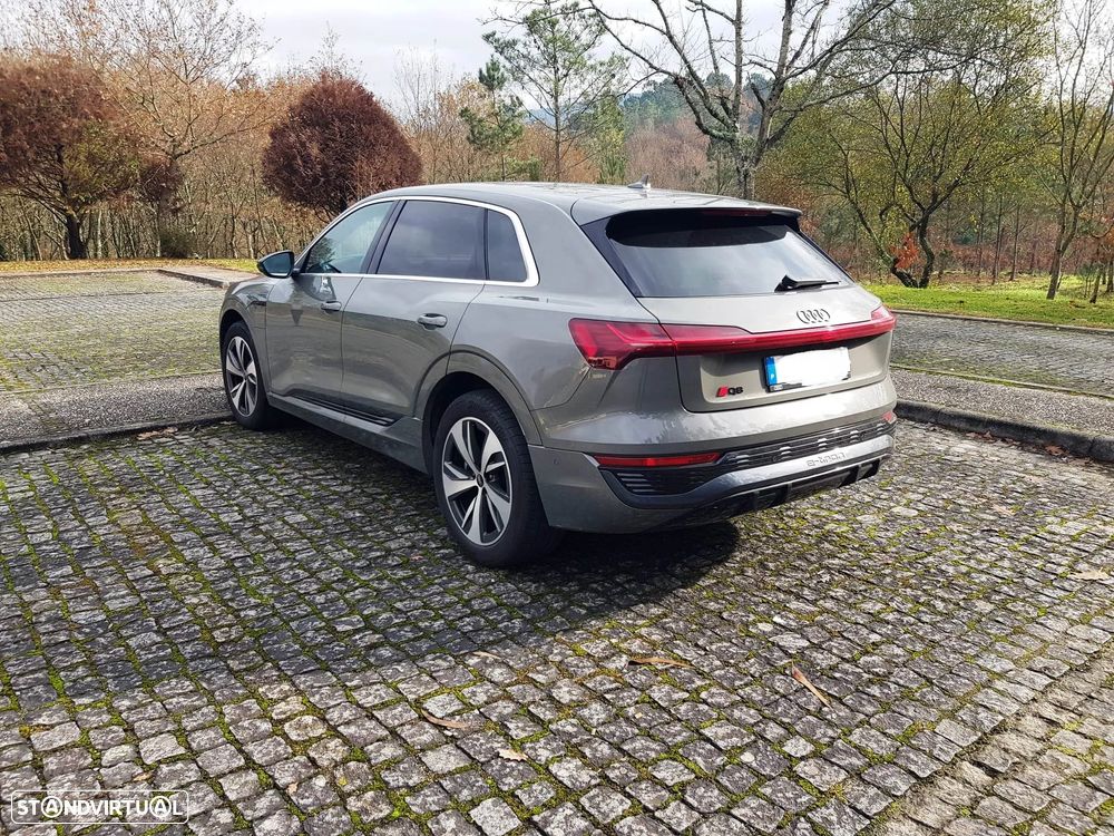 Audi Q8 e-Tron 50 quattro S line - 6