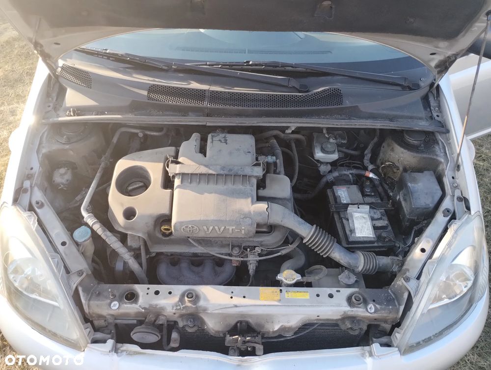 Toyota Yaris 1.3 Luna - 8