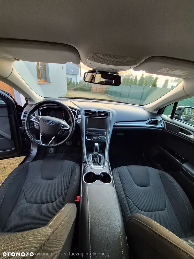 Ford Mondeo 2.0 TDCi Titanium PowerShift - 9