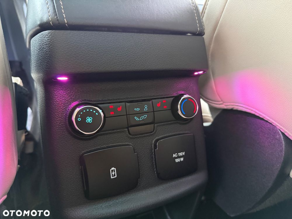 Ford Explorer - 29