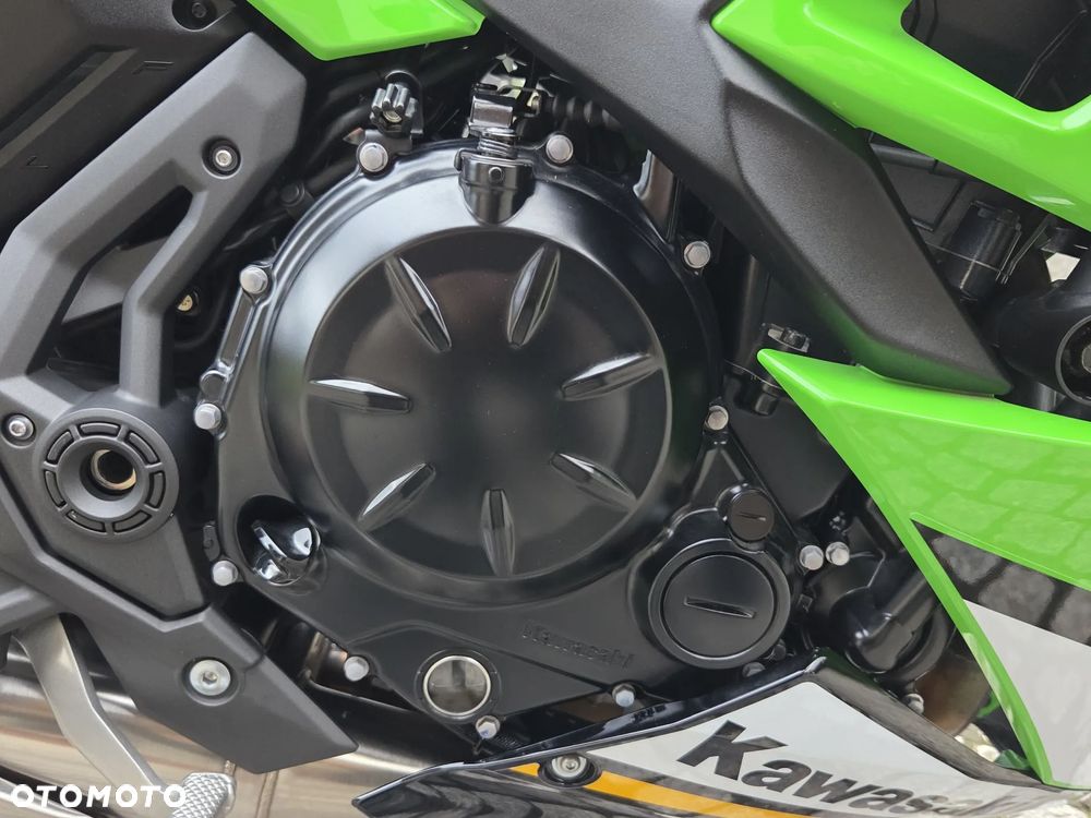 Kawasaki Ninja - 11
