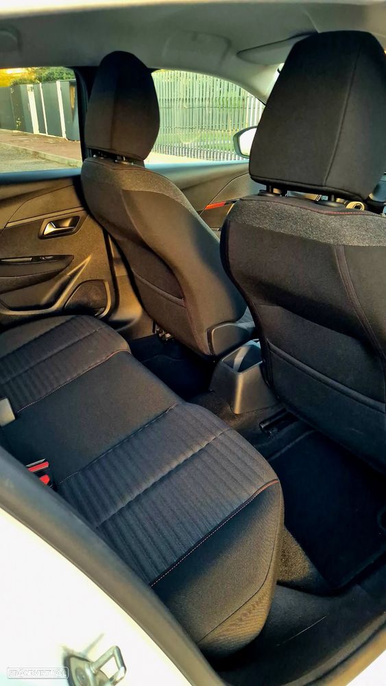 Peugeot 208 1.2 PureTech Active Pack - 6