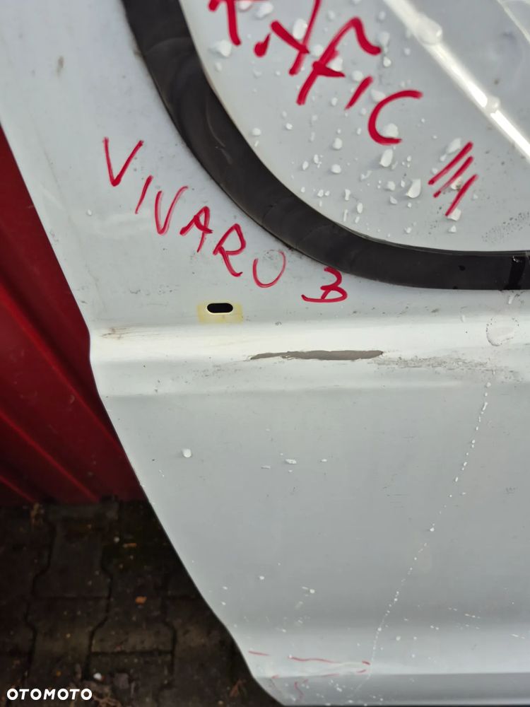 Renault Trafic III Opel Vivaro B drzwi prawe przesuwne 821526835R - 2