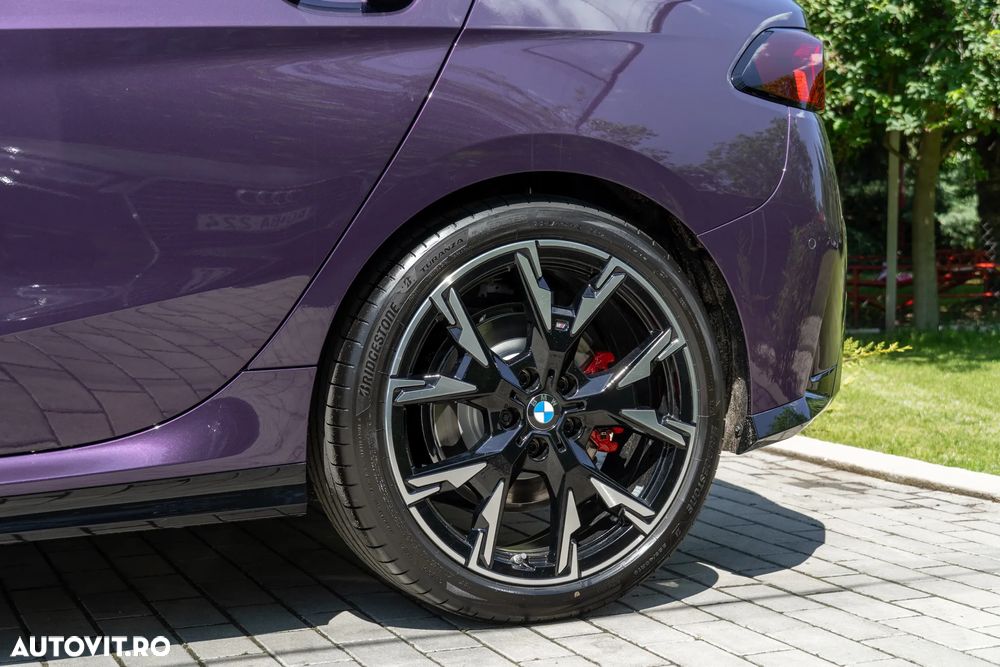 BMW Seria 1 120 AT MHEV - 30