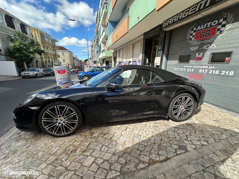 Porsche 911 Série F - 25